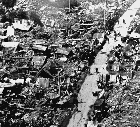 Иллюстрация к книге — 500 великих катастроф [i_065.jpg]