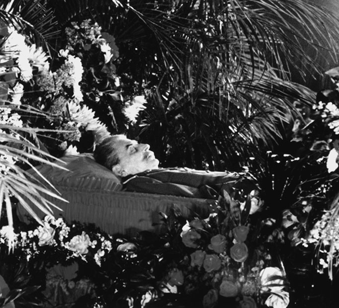 Иллюстрация к книге — 500 великих катастроф [i_240.jpg]