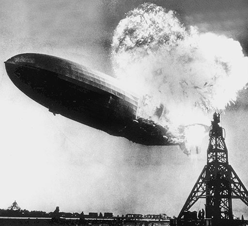 Иллюстрация к книге — 500 великих катастроф [i_384.jpg]