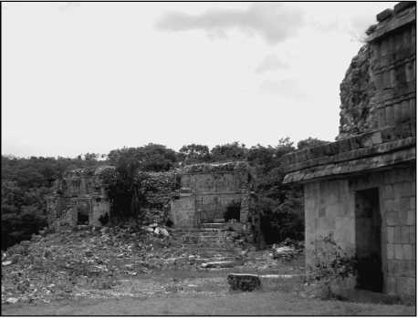 Иллюстрация к книге — 500 великих загадок истории [i_081.jpg]