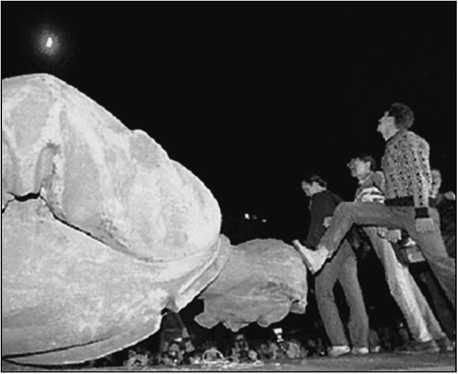 Иллюстрация к книге — 500 великих загадок истории [i_395.jpg]