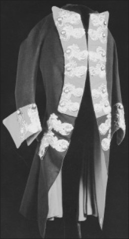 Иллюстрация к книге — Молодая Екатерина [i_018.jpg]