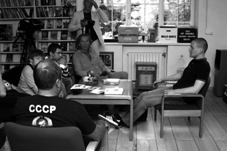 Иллюстрация к книге — Катехизис протеста. За что мы боремся [i_028.jpg]