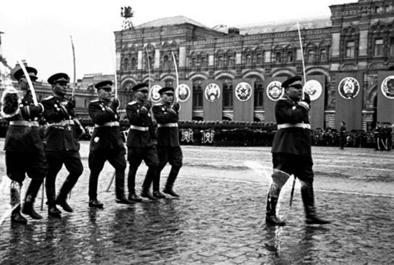 Иллюстрация к книге — Через Гоби и Хинган [_28.jpg]