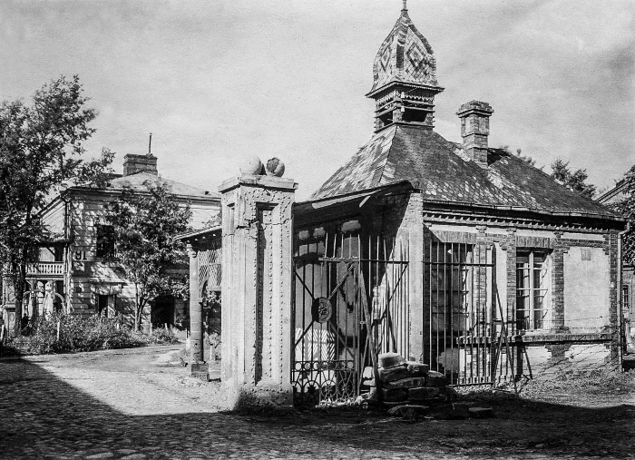 Иллюстрация к книге — Дзержинский. Любовь и революция [i_018.jpg]