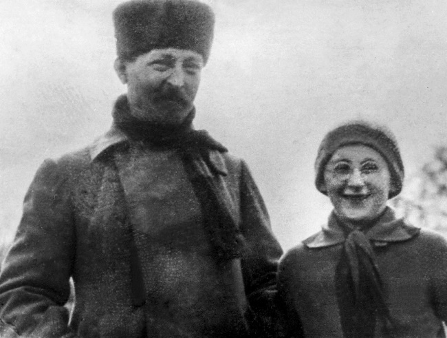 Иллюстрация к книге — Дзержинский. Любовь и революция [i_050.jpg]