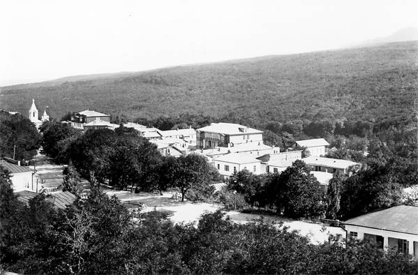 Иллюстрация к книге — Госдачи Кавказских Минеральных Вод. Тайны создания и пребывания в них на отдыхе партийной верхушки и исполкома Коминтерна от Ленина до Хрущева [_102.jpg]