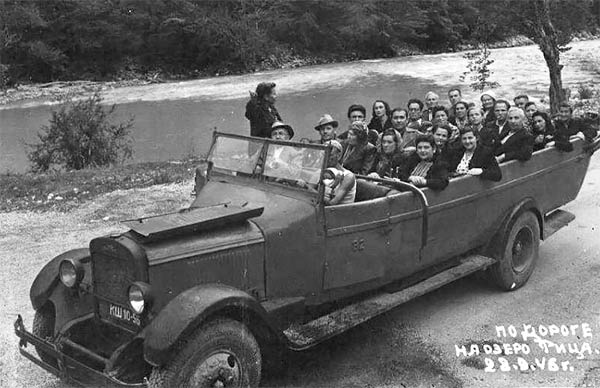 Иллюстрация к книге — Госдачи Кавказских Минеральных Вод. Тайны создания и пребывания в них на отдыхе партийной верхушки и исполкома Коминтерна от Ленина до Хрущева [_116.jpg]