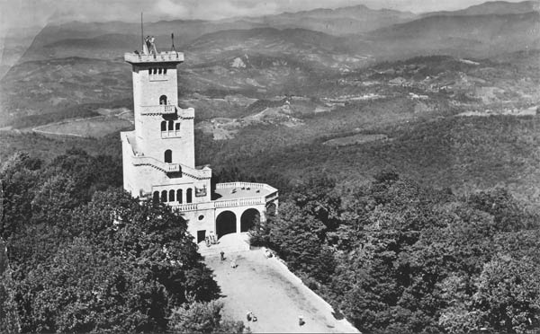 Иллюстрация к книге — Госдачи Кавказских Минеральных Вод. Тайны создания и пребывания в них на отдыхе партийной верхушки и исполкома Коминтерна от Ленина до Хрущева [_118.jpg]