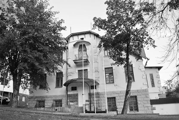 Иллюстрация к книге — Госдачи Кавказских Минеральных Вод. Тайны создания и пребывания в них на отдыхе партийной верхушки и исполкома Коминтерна от Ленина до Хрущева [_40.jpg]