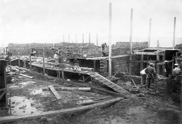 Иллюстрация к книге — Госдачи Кавказских Минеральных Вод. Тайны создания и пребывания в них на отдыхе партийной верхушки и исполкома Коминтерна от Ленина до Хрущева [_80.jpg]