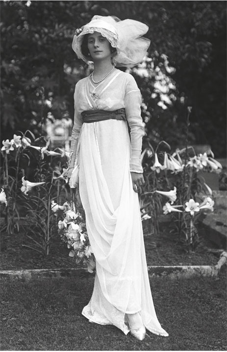 Иллюстрация к книге — Матильда Кшесинская. Муза последних Романовых [i_034.jpg]