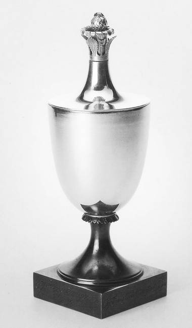 Иллюстрация к книге — Петербургские ювелиры XIX – начала XX в. Династии знаменитых мастеров императорской России [i_019.jpg]