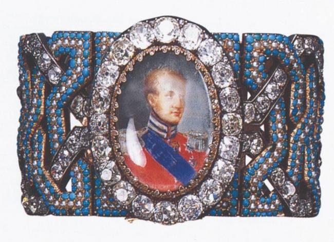 Иллюстрация к книге — Петербургские ювелиры XIX – начала XX в. Династии знаменитых мастеров императорской России [i_062.jpg]