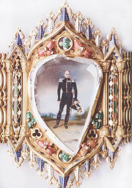 Иллюстрация к книге — Петербургские ювелиры XIX – начала XX в. Династии знаменитых мастеров императорской России [i_077.jpg]