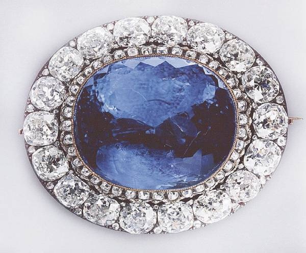 Иллюстрация к книге — Петербургские ювелиры XIX – начала XX в. Династии знаменитых мастеров императорской России [i_086.jpg]