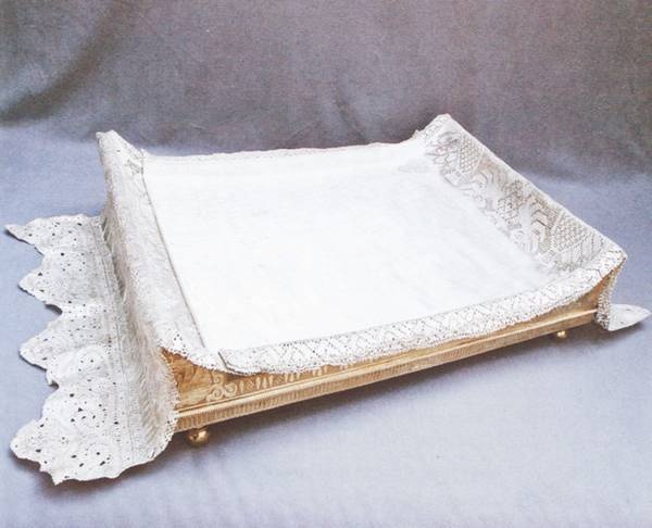 Иллюстрация к книге — Петербургские ювелиры XIX – начала XX в. Династии знаменитых мастеров императорской России [i_119.jpg]