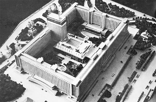 Иллюстрация к книге — Шоссе Энтузиастов. Дорога великих свершений [_15.jpg]