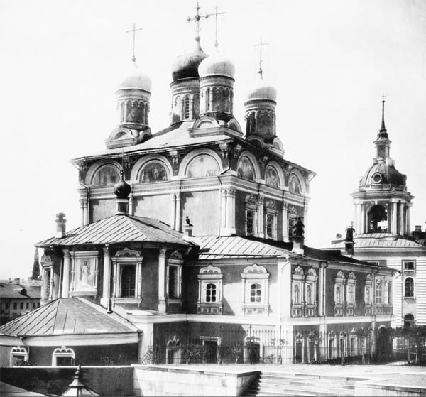 Иллюстрация к книге — Шоссе Энтузиастов. Дорога великих свершений [_20.jpg]