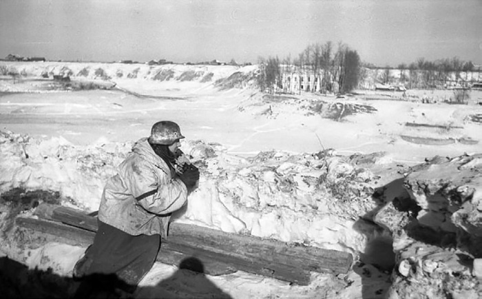 Иллюстрация к книге — Холмский ?котел?. 105 дней в полном окружении [i_030.jpg]