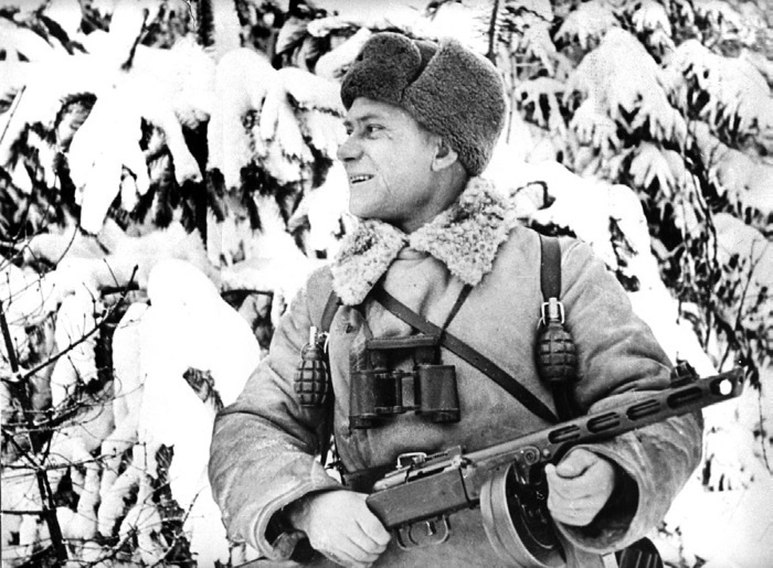 Иллюстрация к книге — Холмский ?котел?. 105 дней в полном окружении [i_063.jpg]