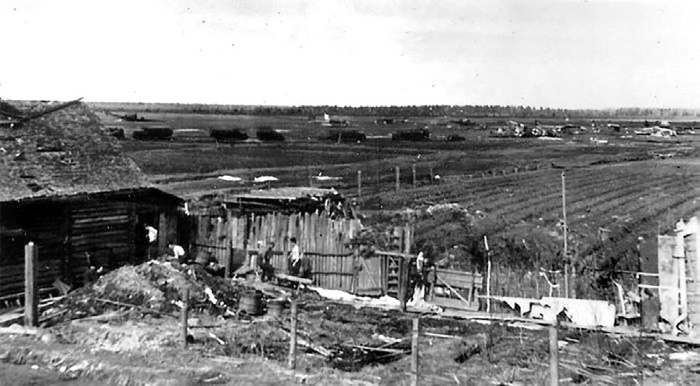 Иллюстрация к книге — Холмский ?котел?. 105 дней в полном окружении [i_085.jpg]