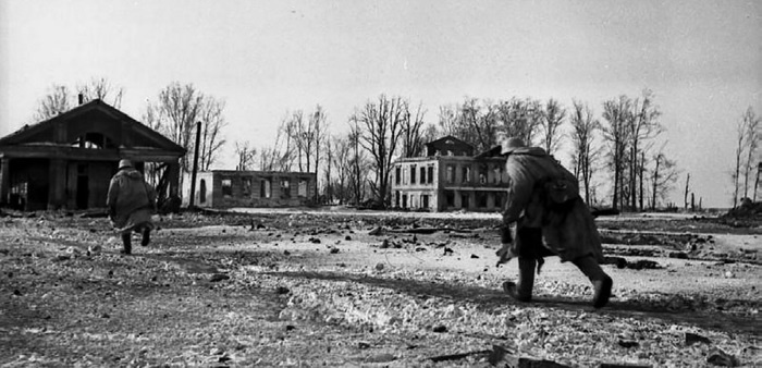 Иллюстрация к книге — Холмский ?котел?. 105 дней в полном окружении [i_112.jpg]