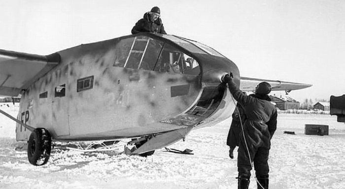 Иллюстрация к книге — Холмский ?котел?. 105 дней в полном окружении [i_115.jpg]