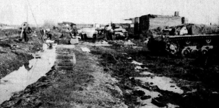 Иллюстрация к книге — Холмский ?котел?. 105 дней в полном окружении [i_117.jpg]