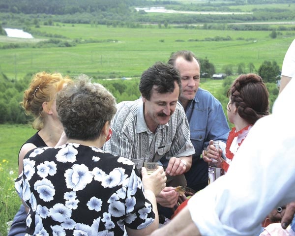 Иллюстрация к книге — Тихая Виледь [i_042.jpg]