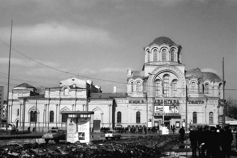 Иллюстрация к книге — Олег Стриженов и Лионелла Пырьева. Исповедь [_4.jpg]