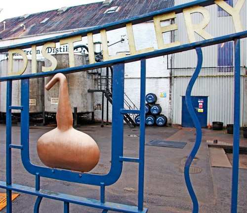 Иллюстрация к книге — Путешествие виски. Легенды Шотландии [i_008.jpg]