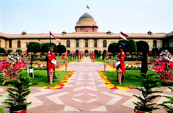 Иллюстрация к книге — Индия. 33 незабываемые встречи [vkladka_1_page_07_image_0001.jpg]