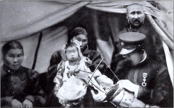 Иллюстрация к книге — Восточный рубеж. ОКДВА против японской армии [i_006.jpg]