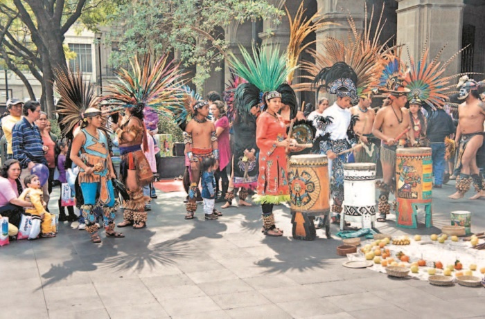 Иллюстрация к книге — Будни Гринго в Америке [i_143.jpg]