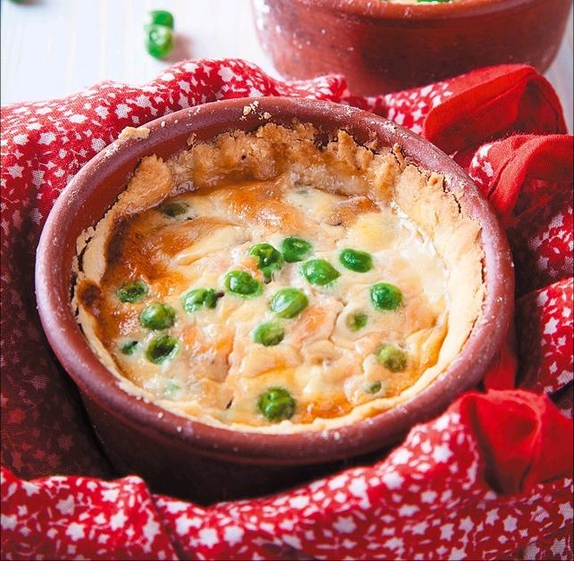 Иллюстрация к книге — Готовим в форме для кексов. Маффины. Булочки. Закуски. Завтраки [_096.jpg]