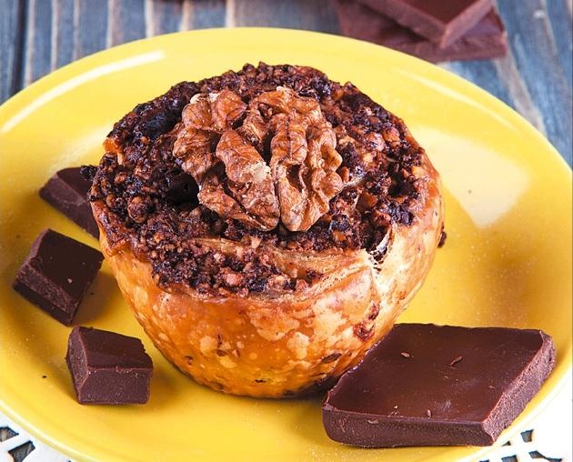 Иллюстрация к книге — Готовим в форме для кексов. Маффины. Булочки. Закуски. Завтраки [_204.jpg]