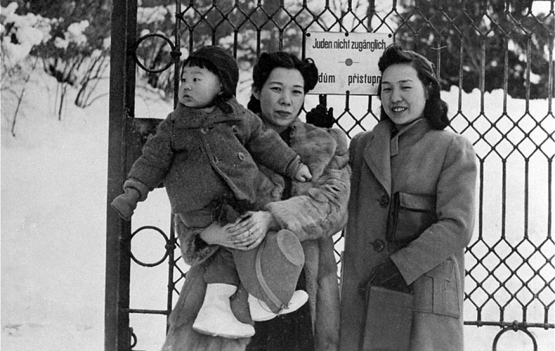 Иллюстрация к книге — Психология согласия. Революционная методика убеждения до начала убеждения [i_023.jpg]