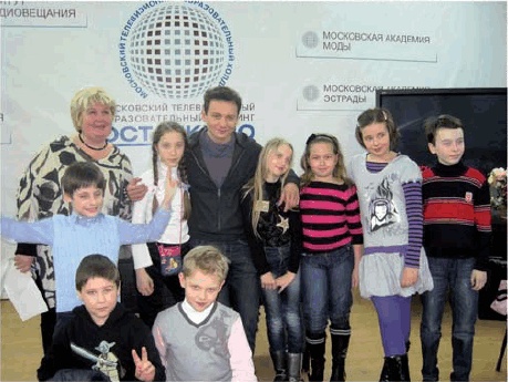 Иллюстрация к книге — Истории нежного детства [i_002.jpg]