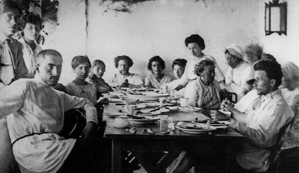 Иллюстрация к книге — Воспоминания [i_050.jpg]