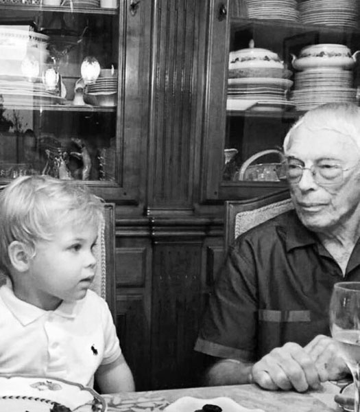 Иллюстрация к книге — "...Миг между прошлым и будущим" [_295.jpg]