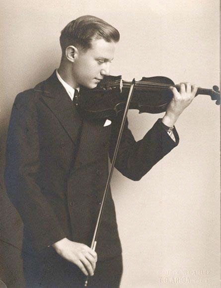 Иллюстрация к книге — Степени приближения. Непридуманные истории (сборник) [i_036.jpg]