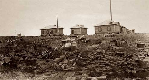 Иллюстрация к книге — Затонувшие в Арктике. Аварии и катастрофы в полярных морях [i_009.jpg]