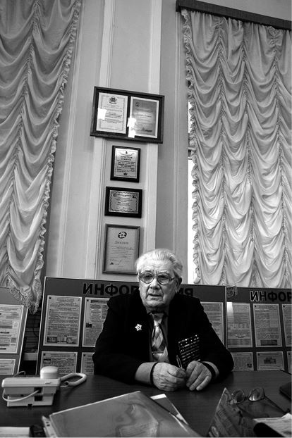 Иллюстрация к книге — Вторжение. Взгляд из России. Чехословакия, август 1968 [i_004.jpg]