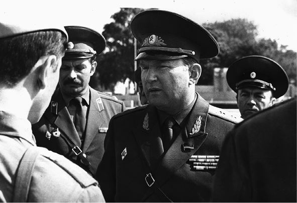 Иллюстрация к книге — Вторжение. Взгляд из России. Чехословакия, август 1968 [i_018.jpg]