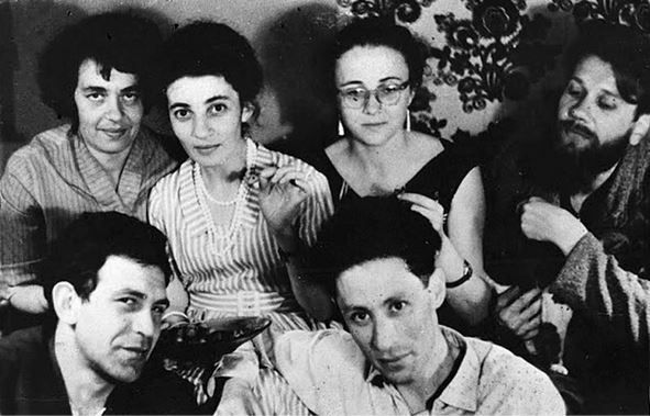 Иллюстрация к книге — Вторжение. Взгляд из России. Чехословакия, август 1968 [i_073.jpg]