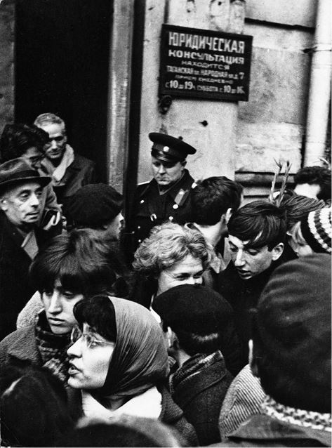 Иллюстрация к книге — Вторжение. Взгляд из России. Чехословакия, август 1968 [i_078.jpg]