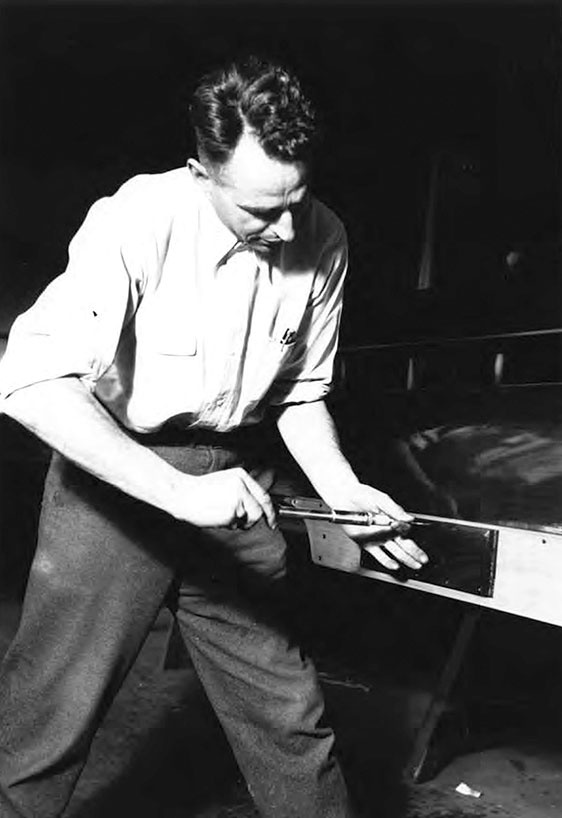 Иллюстрация к книге — Мальчики в лодке [i_015.jpg]