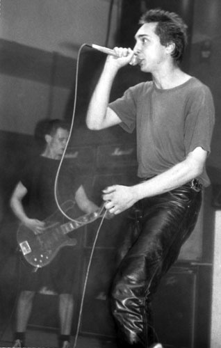 Иллюстрация к книге — Король и Шут. Между Купчино и Ржевкой... [i_032.jpg]