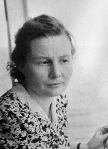 Иллюстрация к книге — Я-муары. Откровенные истории блогера [i_024.jpg]